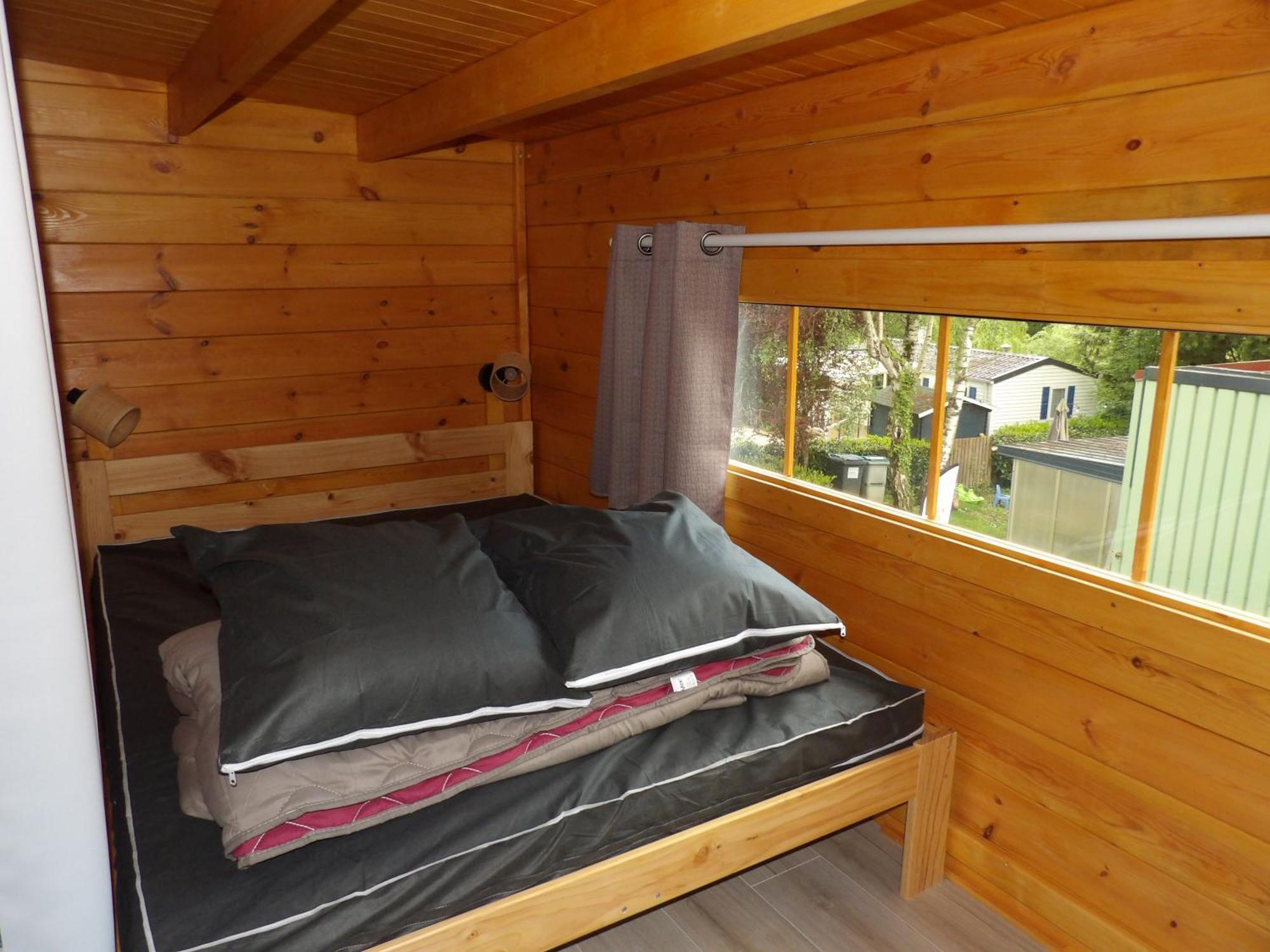 Camping Smile & Braudieres Mezieres-sous-Lavardin Exterior photo