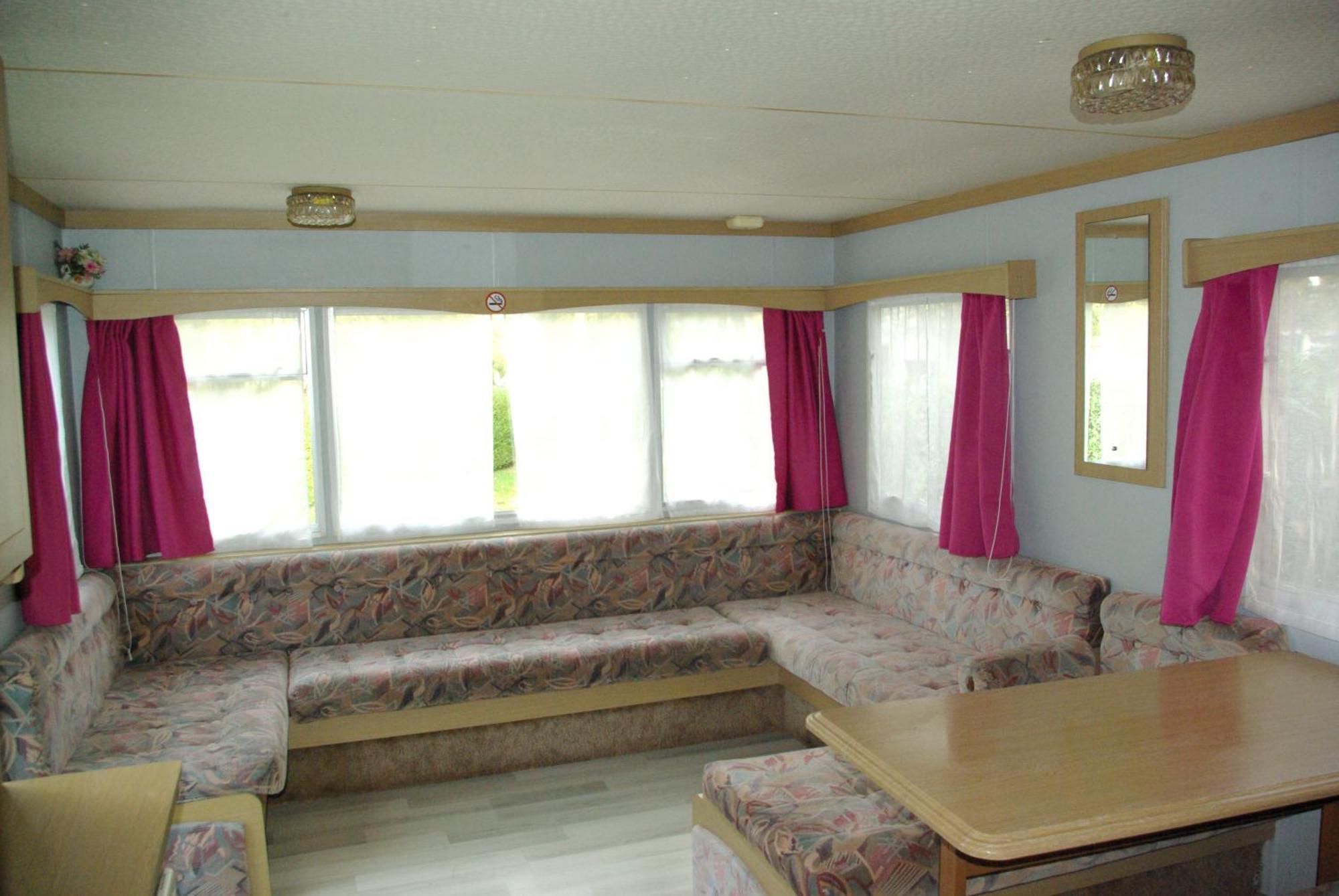 Camping Smile & Braudieres Mezieres-sous-Lavardin Exterior photo