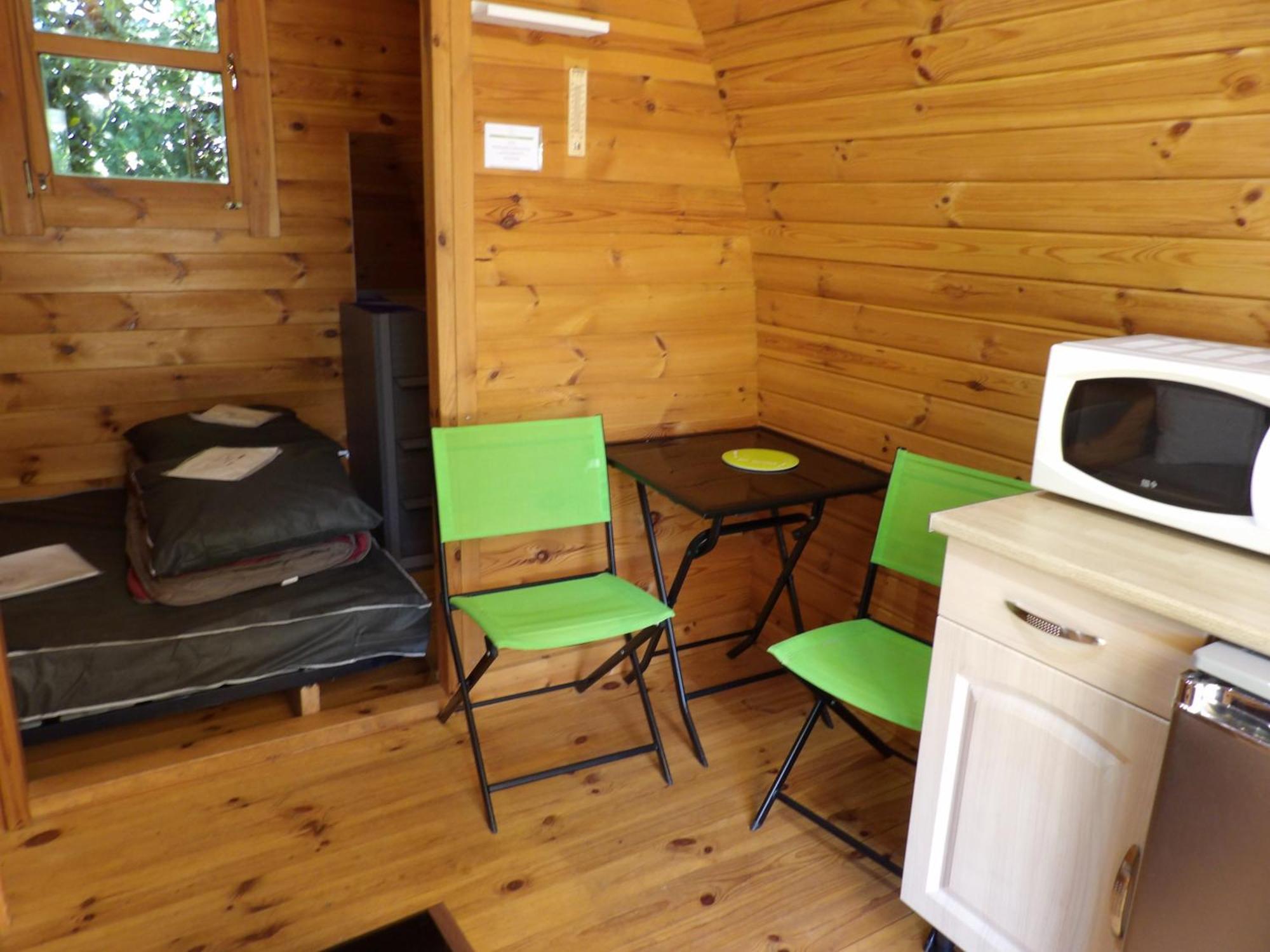 Camping Smile & Braudieres Mezieres-sous-Lavardin Exterior photo