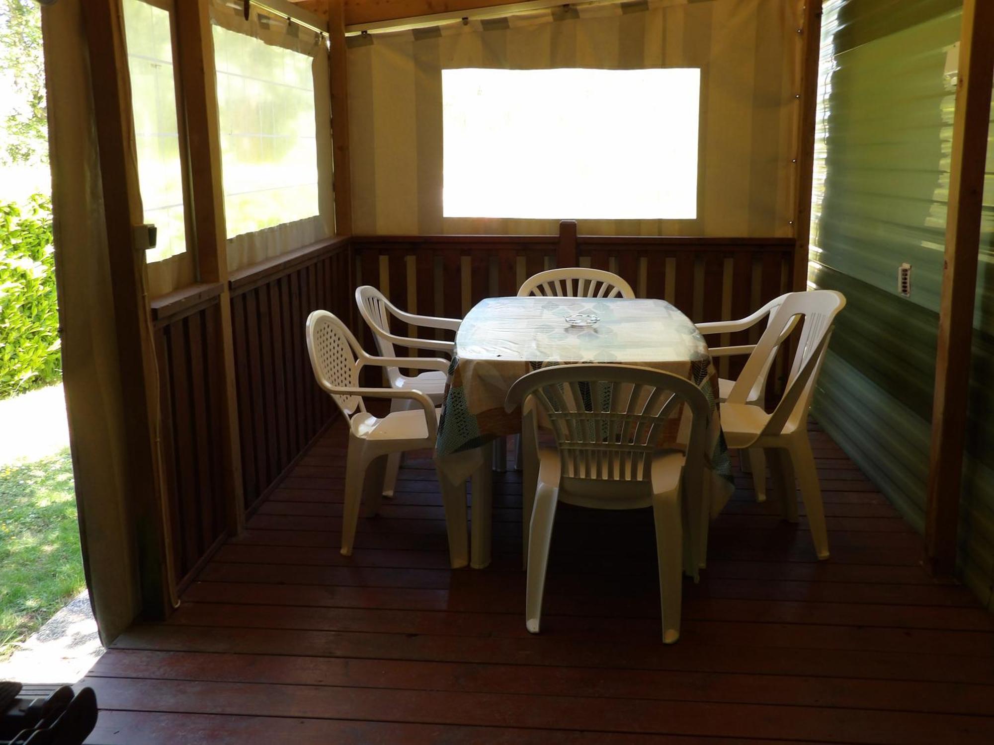 Camping Smile & Braudieres Mezieres-sous-Lavardin Exterior photo
