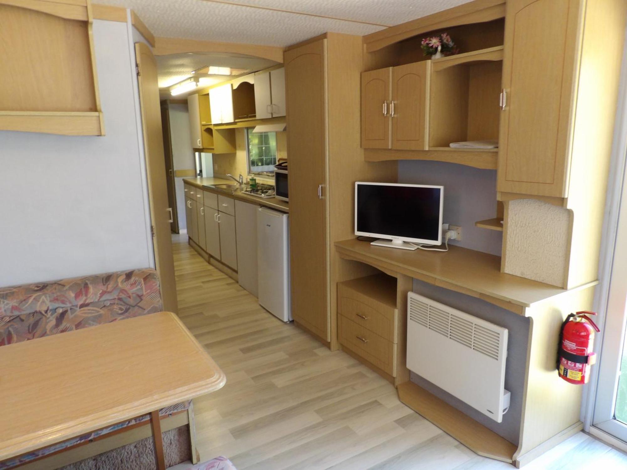 Camping Smile & Braudieres Mezieres-sous-Lavardin Exterior photo